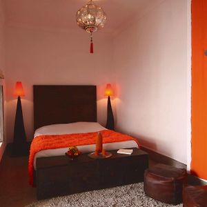 Camera con letto king size